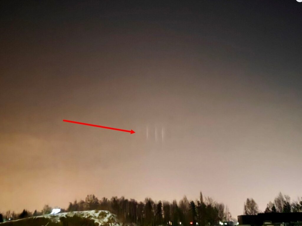 Atmosfēras optiskā parādība Rīgā, aculiecinieka foto.