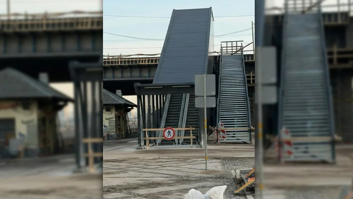 Jaunu konstrukciju uzstādīšana gājēju ērtībām pie Zemitāna tilta Rīgā